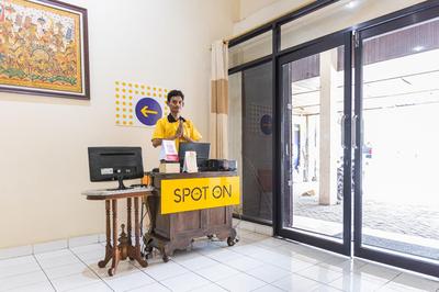 SPOT ON 1990 Pondok Ripuji