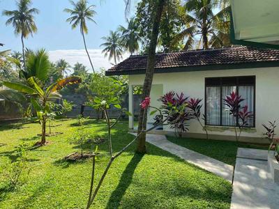 moments hotel & restaurant