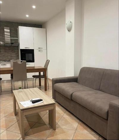 Square Inn Apartment
