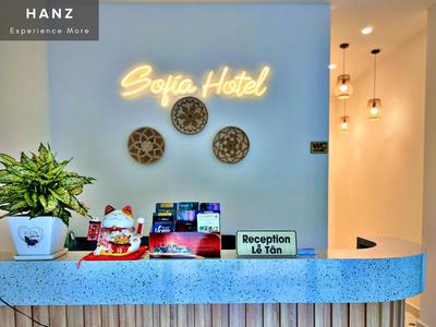 HANZ Sofia Grand Lago