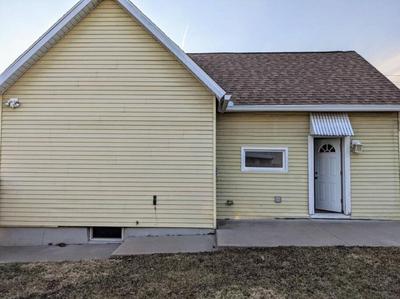 Moline 1 BR Near TaxSlayer and Downtown