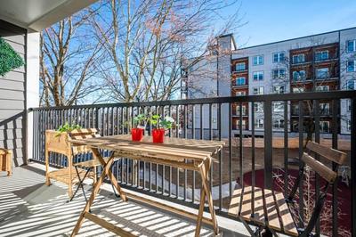 Brand-new Parkview with Balcony in Old Fourth Ward 542Blvd