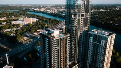 Austin Cowboy Rooftop Pool by Barclé Group