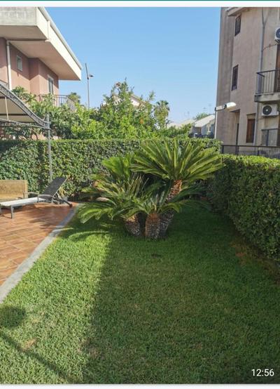 Trinacria house
