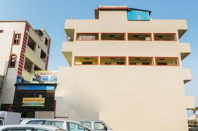 Hotel O Nakhrali Basera