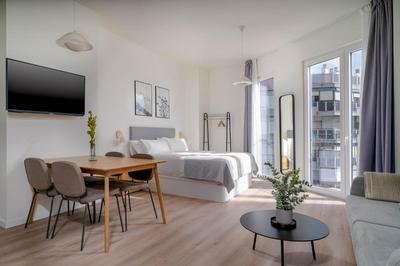 Limehome Valencia Carrer de Sant Jacint