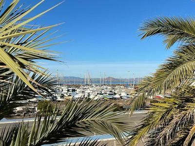 Port View Claudia