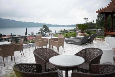 hotel de danau lake view