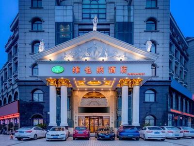 Vienna Hotel Shanghai Hongqiao National Exhibition Cente Sijing Metro Station