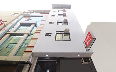 CLINK AIRPORT STAY -New Delhi