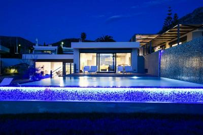 Luxury Beachfront Villa Selenia Gold in Sounio