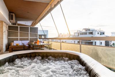 Eclipse Glyfada Beach