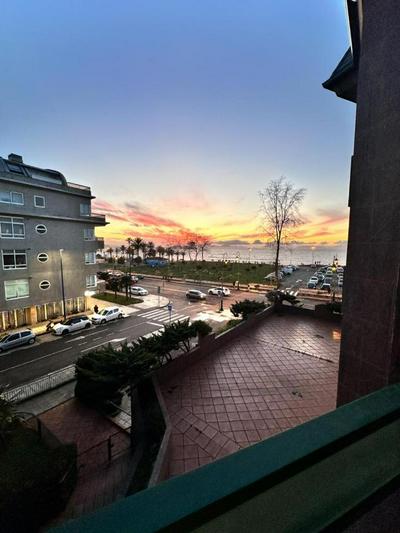 Apartamento Samil Primera Línea de Playa 1J