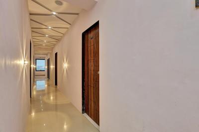 Hotel O VR Hotel