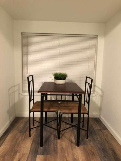 Unwind in a Bright Comfortable Apartment for 3