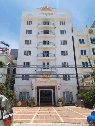 Khách sạn Moonlight Hotel - Mặt biển Hải Tiến