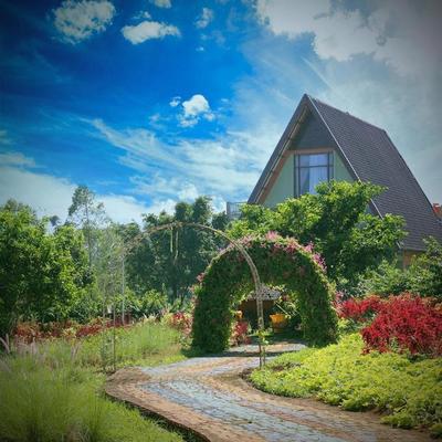 Camp Hulu Cai Resort