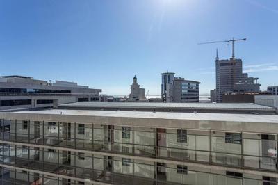 1 Bed modern apartment in the heart of the CBD