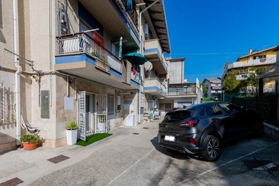 Lovely Apartment near the Sea W/ Private Parking!
