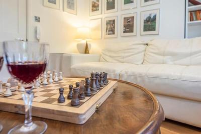 8 Bredfield Street, Woodbridge