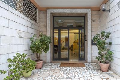 VATICAN Gregory Apartment