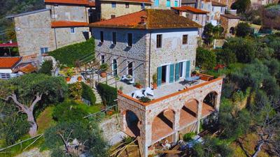 Villa nel Borgo by Nicola Real Estate