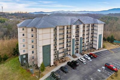 Luxury Condo, Sleeps 6, 3.2 Miles to Dollywood