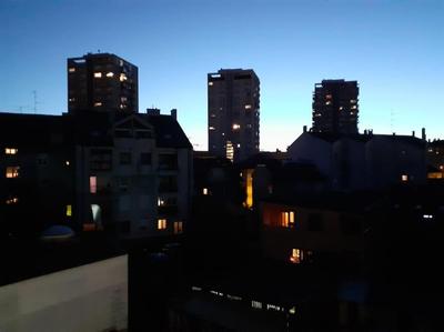 Greatly located/parking/balcony/2 bathrooms