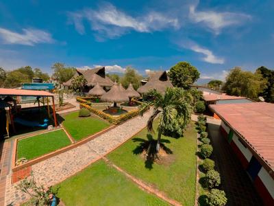 Hotel Acuarela del Rio