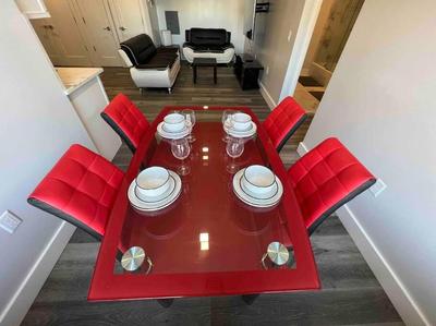 The Classy Suite - 2BR with Free Parking