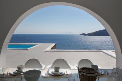 CasaDei Pool 4-BDR Sea View Villas 'Anemos' & 'Petra' with Nighttime Security Guard"