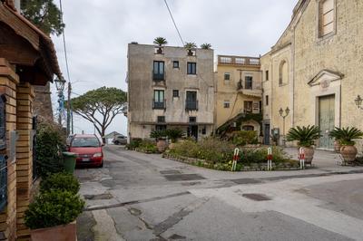 Villa Lotos - De Vivo Realty