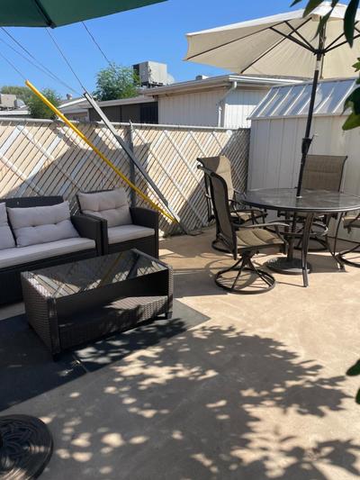 Cozy Home with Sparkling Pool/Pet Friendly