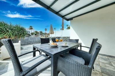 Luxury Bungalow next to the beach-Playa Roca