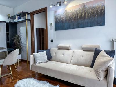 Luxury White Apartment BGY - Orio al Serio Airport