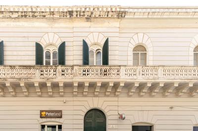 Palazzo Grassi by Vivimy