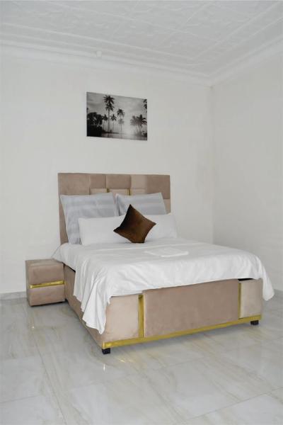 Blossoms Guest House photo 2