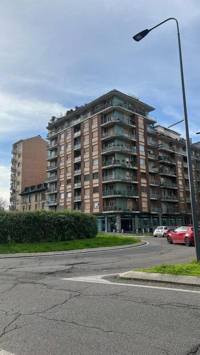 Gambara Urban Flat - Stylish and Next to Metro