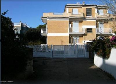 Prestigioso Attico 20 mt dal mare