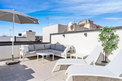 Malaga Unique top floor by Costarentals - MAL04