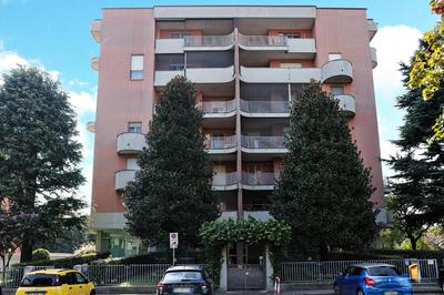 DeHomes - Two Bedrooms, Terrace, Wifi & Netflix, Bus-Metro to centre