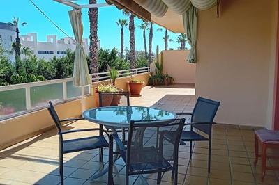 Amplio apartamento zona P4 con gran terraza