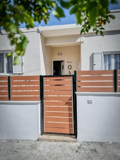 Alyki Salamina House
