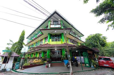 Urbanview Hotel Pasah Asi Gubeng by RedDoorz
