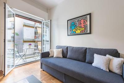 Koukaki's Haven 2BR Apt 7' to metro