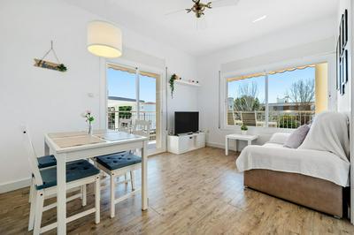 Sweet apt- Sea Views