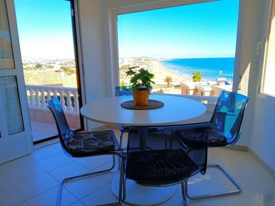 Chalet a orillas del mar