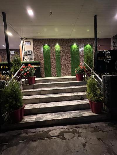 HOTEL GOLDEN VEENA- MOUNT ABU- 1 km FROM NAKKI LAKE