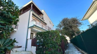 M097 - Marcelli, trilocale sul mare con spiaggia privata