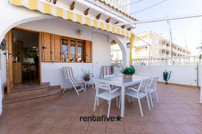 rentafive - 8pax - Terraza - 1min playa